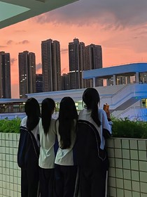 当我穿成山河四省的高中生