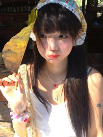 来自描写小说中的男女主素材