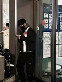 王楚钦：那天夜里的偶遇