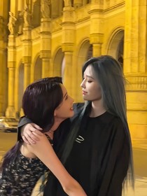 奕个w