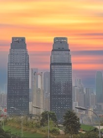 时代峰峻短篇小说