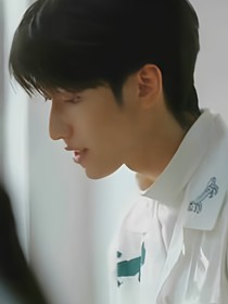 嚴浩翔：嘿，終于追上你了