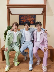 大家好，我们是TFBOYS