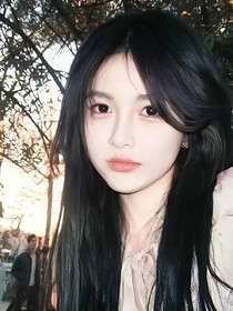 咸魚小花勇闖娛樂圈