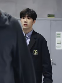 鷺卓：他01的