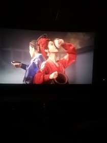 君火霄冰