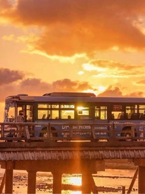 极禹：看夕阳
