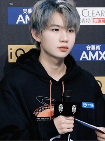 Kpl……离我妹远点