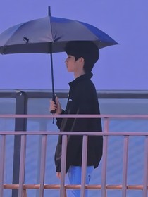 时代峰峻：混血小师妹