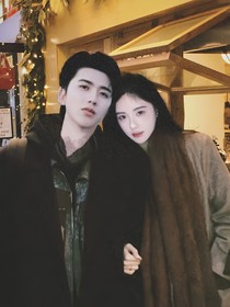 蔡徐坤：我家小孩兒我來(lái)寵