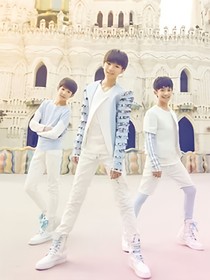 花开半夏之TFBOYS恋上高冷冰山公主