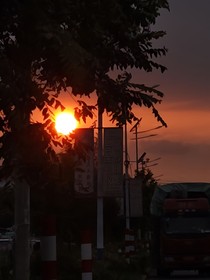 請安全走出夜晚