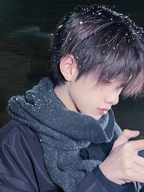 肖战和蔡徐坤的亲密故事