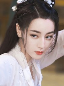 易烊千玺：团宠美人