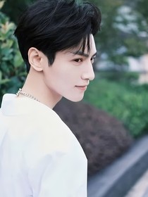 香蜜：手握剧本的旁观者