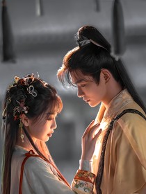 永夜星河：黑莲花缠上女配了