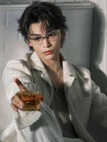 丁禹兮：今晚月色真美