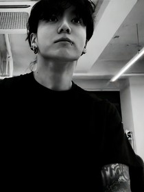 BTS：嚼