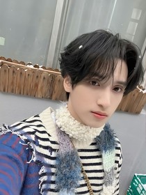 严浩翔：我愿意化作春风