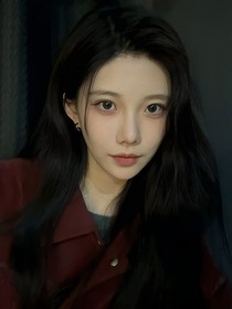 黑喵磕鼠了