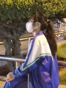 校霸的乖乖女朋友