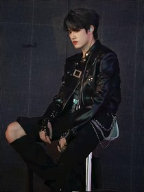 张极：牛奶味的kiss