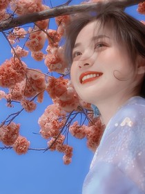 煙雨同舟，與卿同行