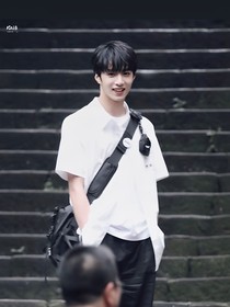 TNT：美人她很正经