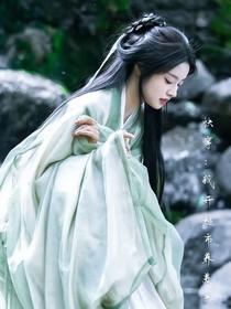 快穿：我開(kāi)超市養(yǎng)美男