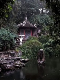 爱德玛丽
