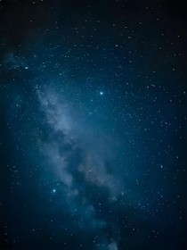 逆流而上的星河