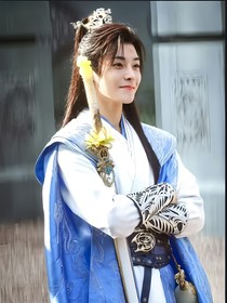 少年白马醉春风：微风轻起