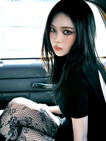 TOP：亲吻我的眼尾痣