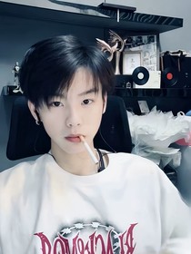 王威：权威夫妇