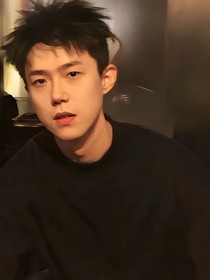 王楚钦：今夜月光很美