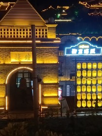 萌學(xué)園南萌