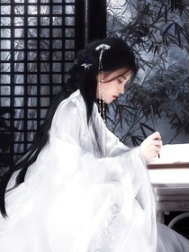 楚楚的经历