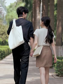 豪门生活：她拼命装穷