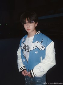 同人不同世