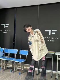 奇文：不一样的夏季