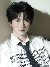 TNT萬人迷法則：黑紅女王馴化頂流男團