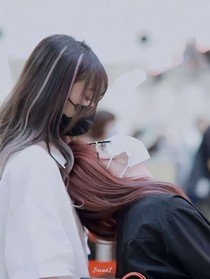 璇璇缺水