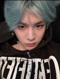 黃明昊：愛如潮水