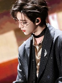 TNT：美艳小妈与七匹狼