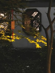 少年白马醉春风：江湖夜雨十年灯