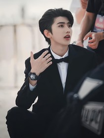 全明星：男二求庇護(hù)