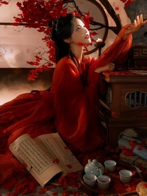 血色紅妝