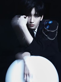 TNT：咸鱼女配不想工作