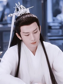 玲瓏骰子安紅豆，入骨相思君不知不知