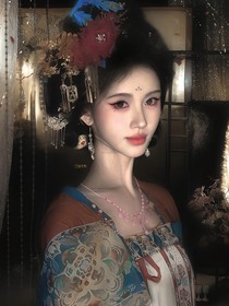 云之羽：娇藏蝴蝶骨